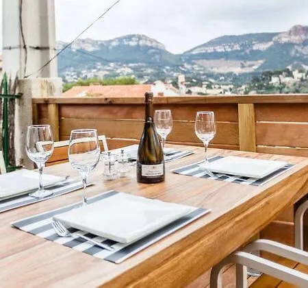 Lou Casteu Cassis